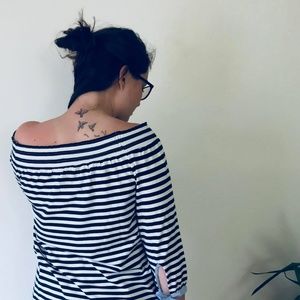 M E E T || T H E || S E L L E R